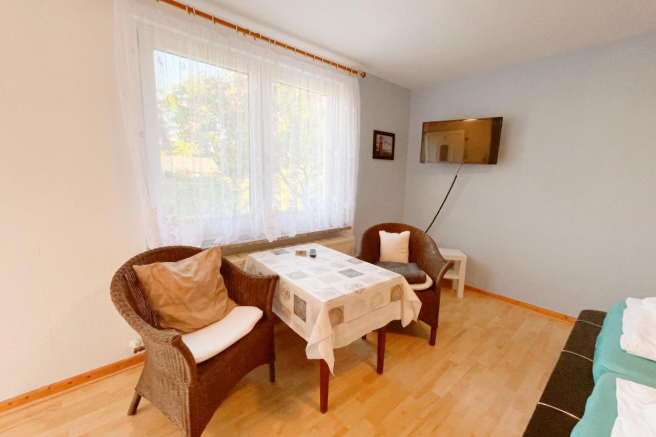 Bungalow Bergstrasse 3 Ferienwohnung 2 Kölpinsee 외부 사진